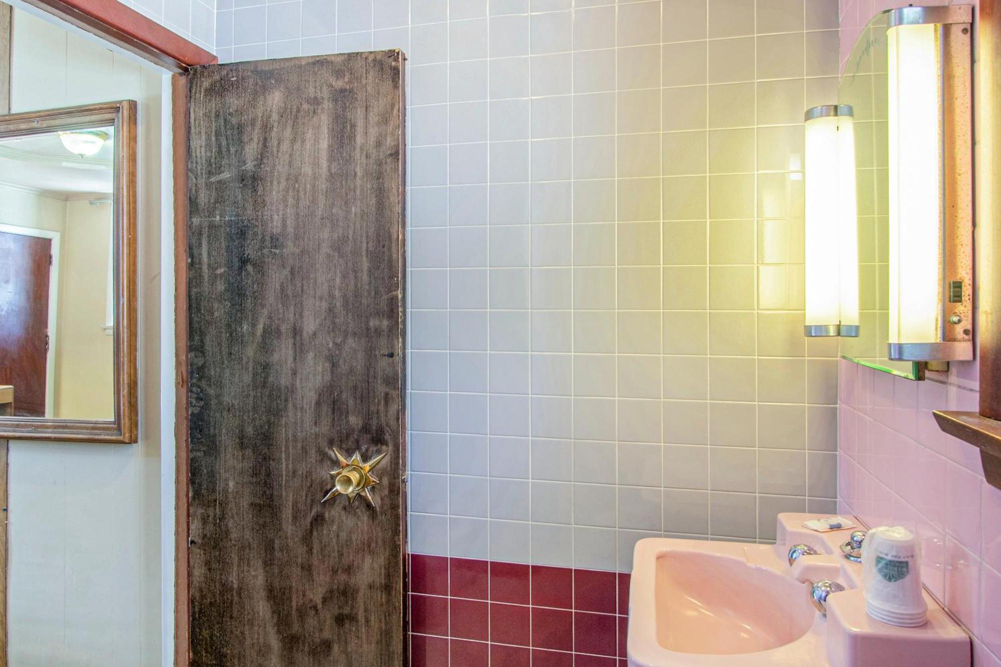 Oyo Hotel Wilkes-Barre East Zewnętrze zdjęcie